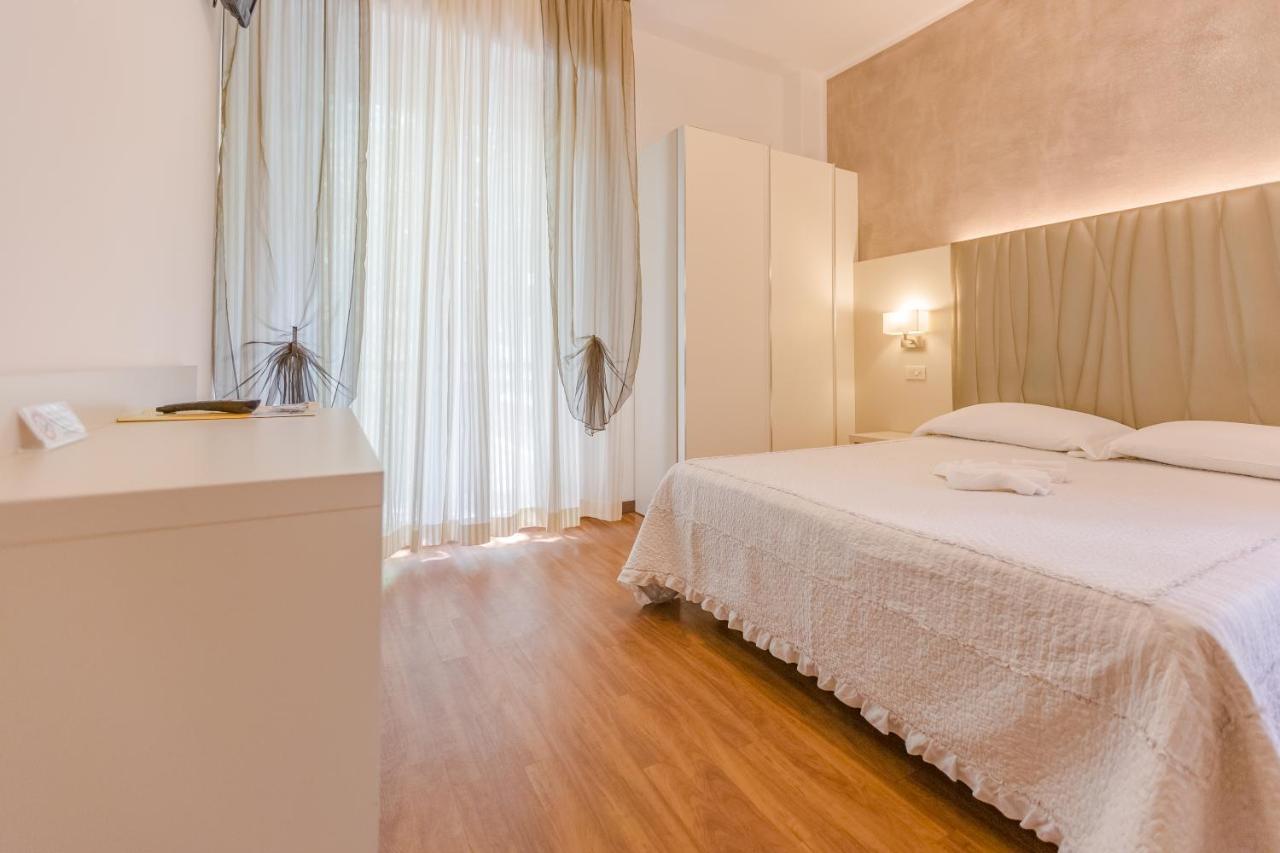 Hotel Bremen Rimini Exteriér fotografie